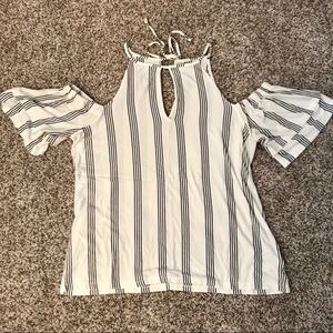 American Eagle Outfitters Cold-Shoulder Tank